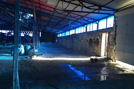 Продается производственная база 6000 кв.м. п.Пуровск.